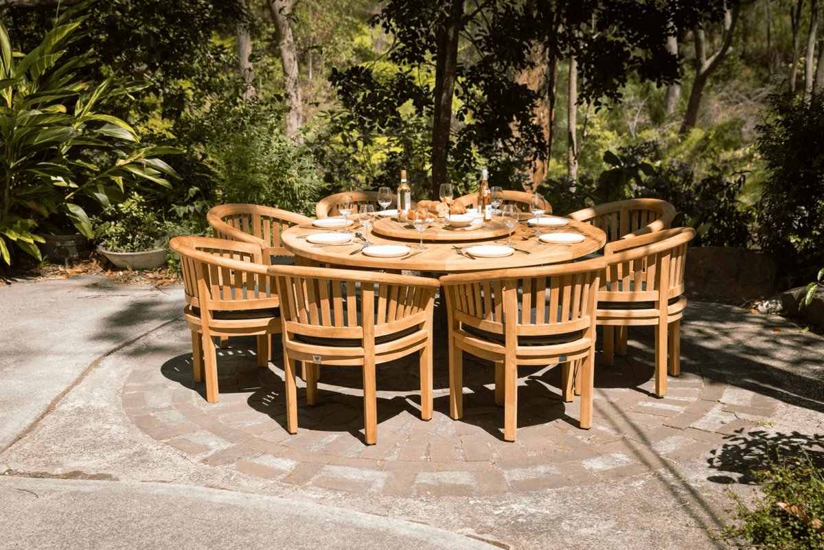 Teak Furniture in Architectural and Designer Homes